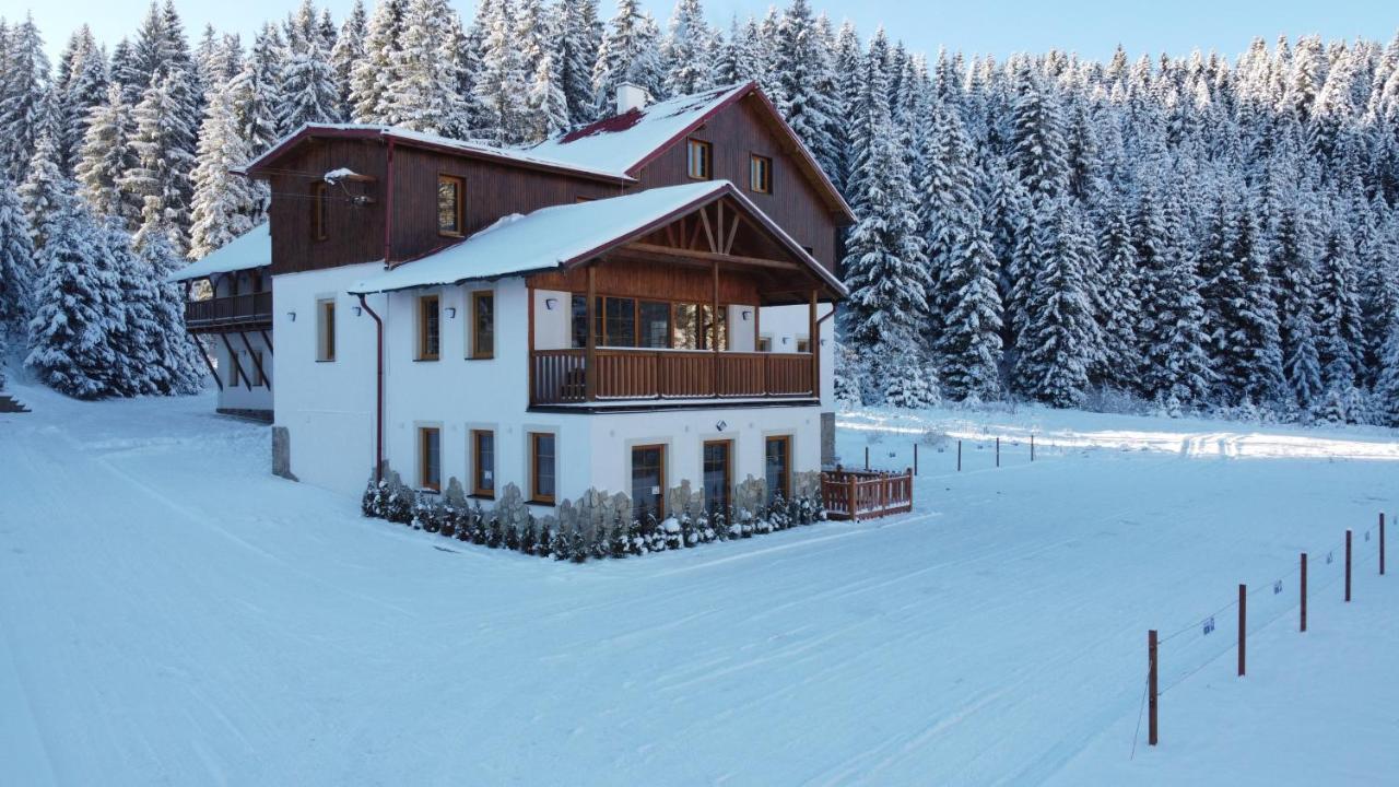 Apartman Ela Horní Blatná Buitenkant foto